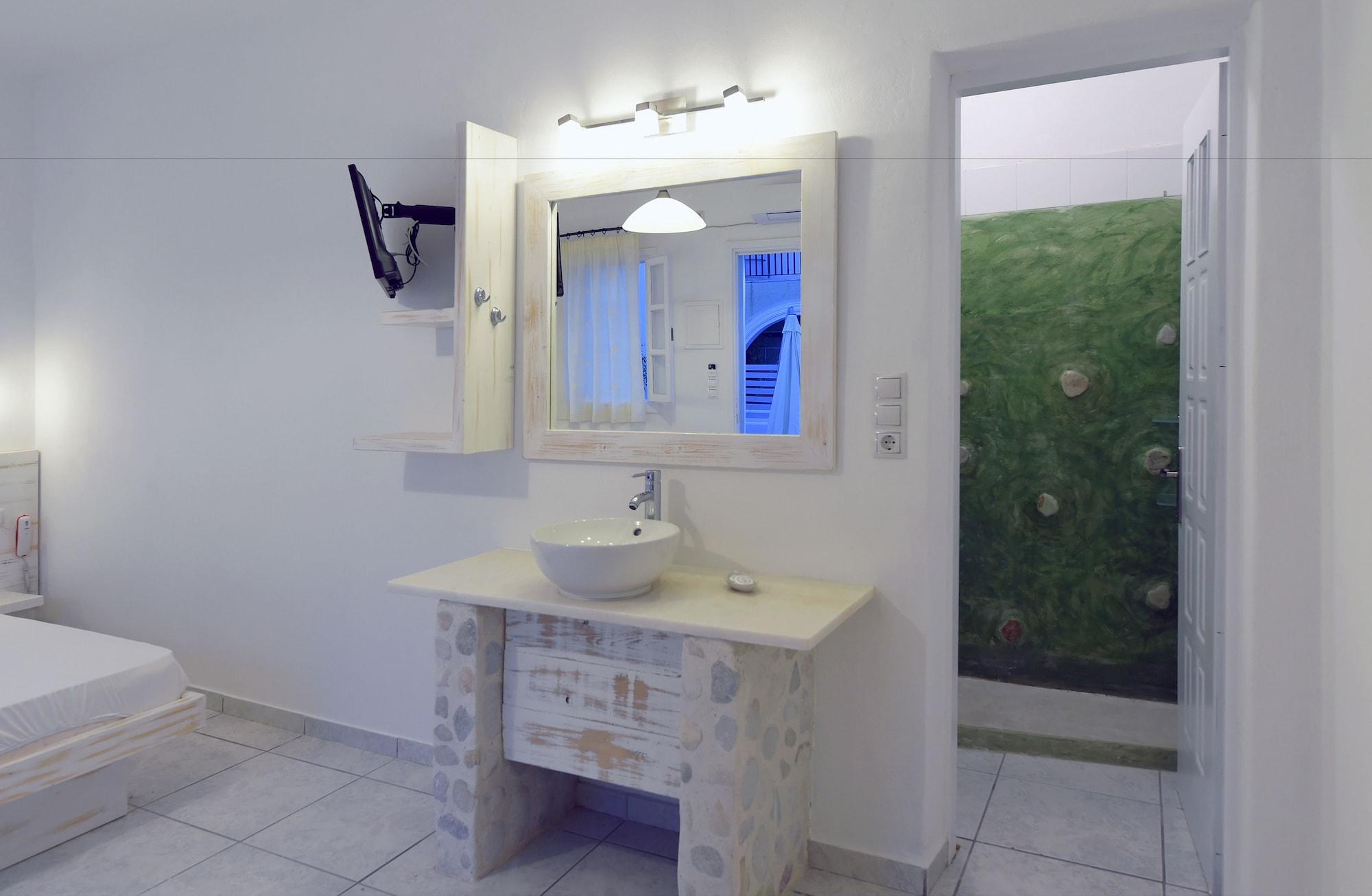 Porto Naoussa (Adults Only) Hotel Kültér fotó