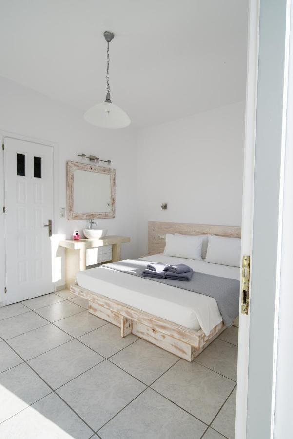 Porto Naoussa (Adults Only) Hotel Kültér fotó